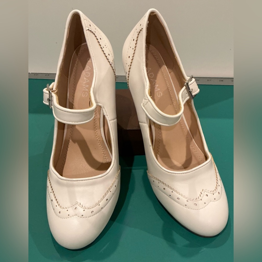 J. Adams Kim Mary Jane Oxford Pumps Size 8.5